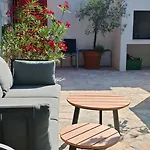 Villa Smoquizza By Guide *