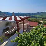 Villa Smoquizza By Guide *
