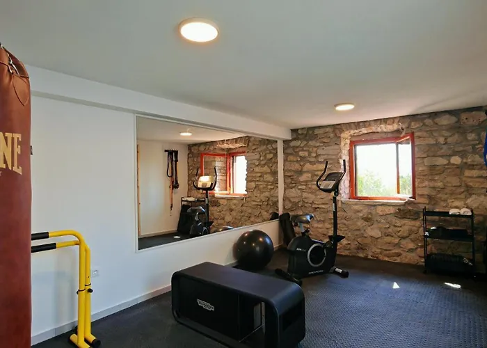 Villa Smoquizza By Guide