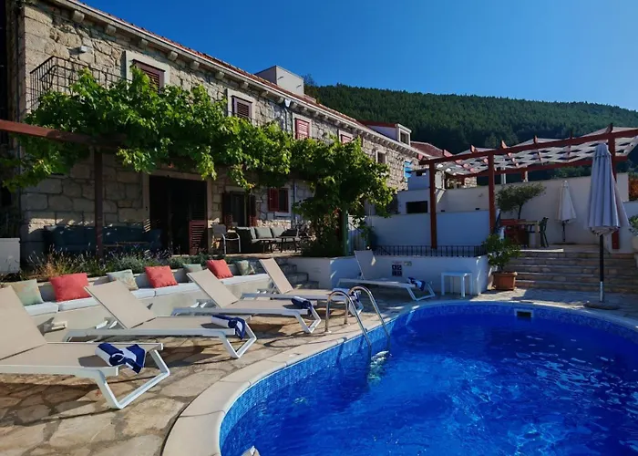 Smoquizza By Guide Villa *