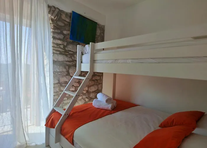 Smoquizza By Guide Villa *